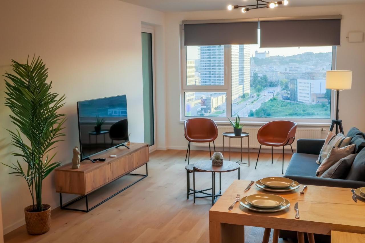 Apartment Premium New With Panoramic Castle View Bratislava