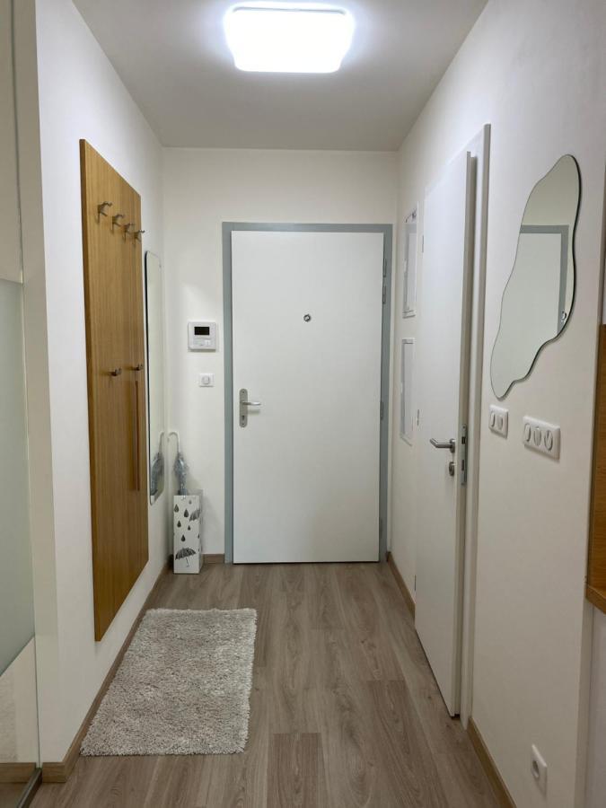 Lia - Private Parking Apartment