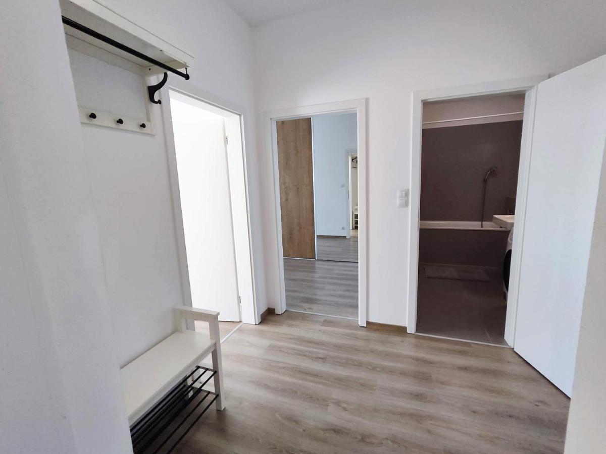 Schanz - Quietly Oriented - Private Parking - Balcony Bratislava