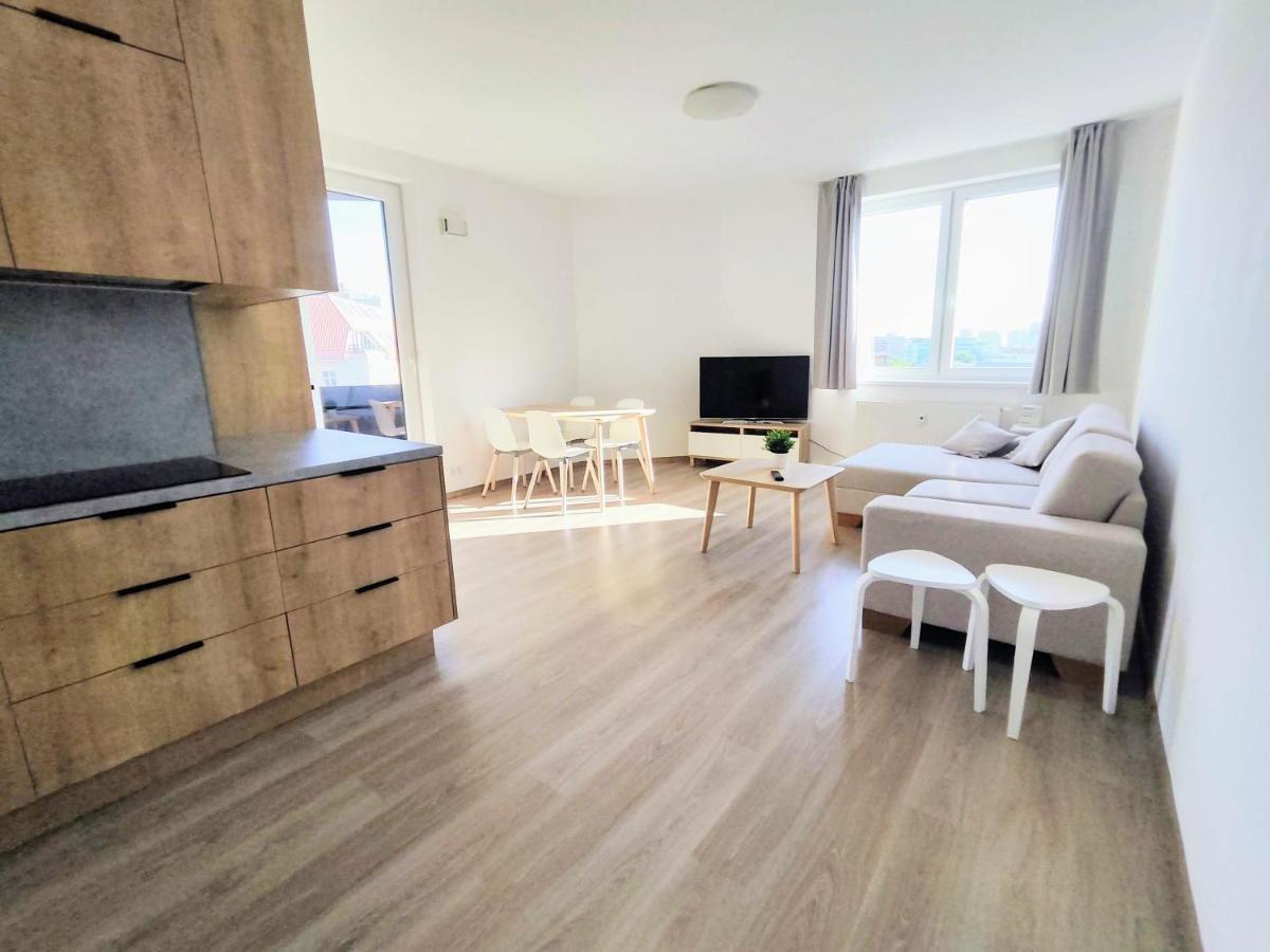 Schanz - Quietly Oriented - Private Parking - Balcony Apartment