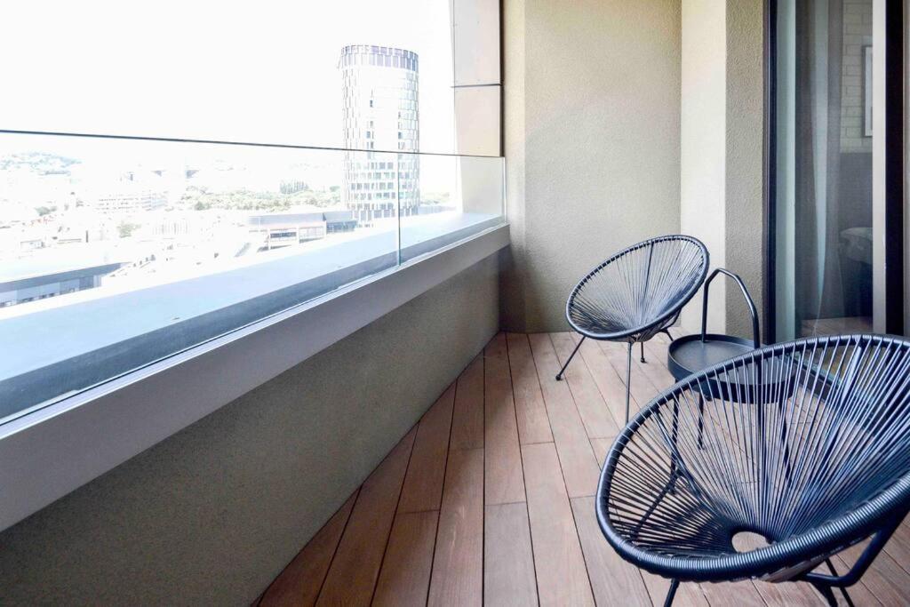 Skypark Luxury With Skyline View & Free Parking Apartment *