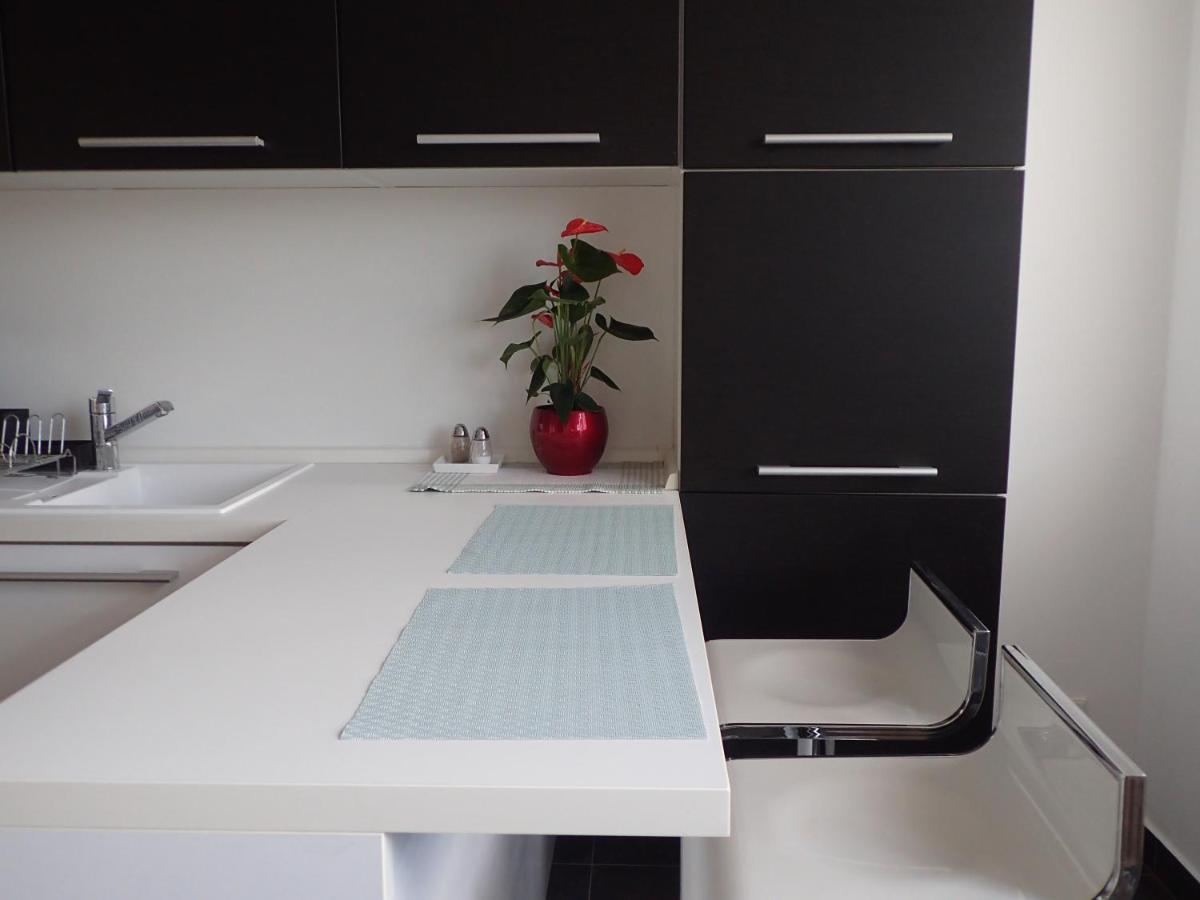 Marguerite Apartment - Parking Including Apartment *