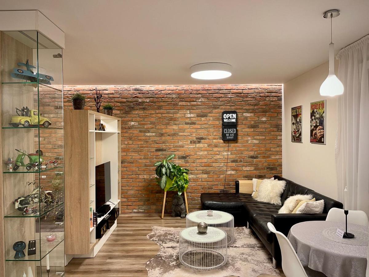Dizajnovy Apartman V Bratislave *