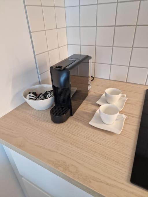 Apartment Stylish Urban With Parking Spot Pressburg