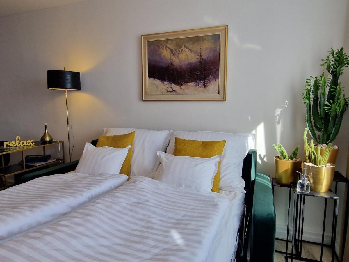 Apartment 7thheaven Centre Free Parking In The Building Bratislava