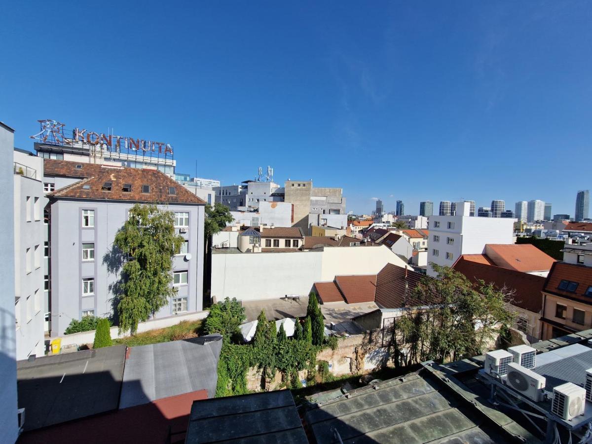 Apartment 7thheaven Centre Free Parking In The Building Bratislava