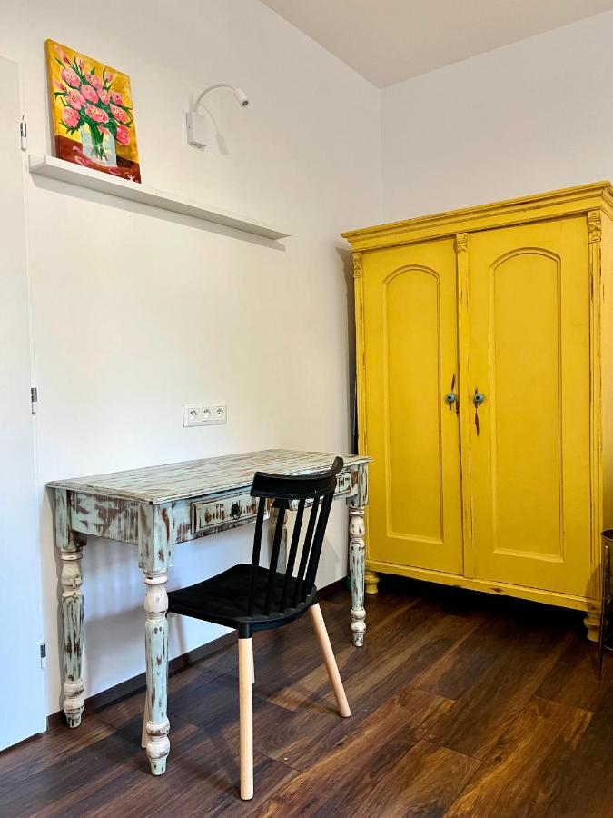 Timeless Old Centre With 2 Bathrooms And Balcony Apartment Bratislava