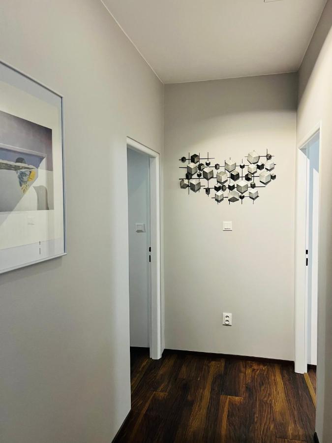 Timeless Old Centre With 2 Bathrooms And Balcony Apartment Bratislava