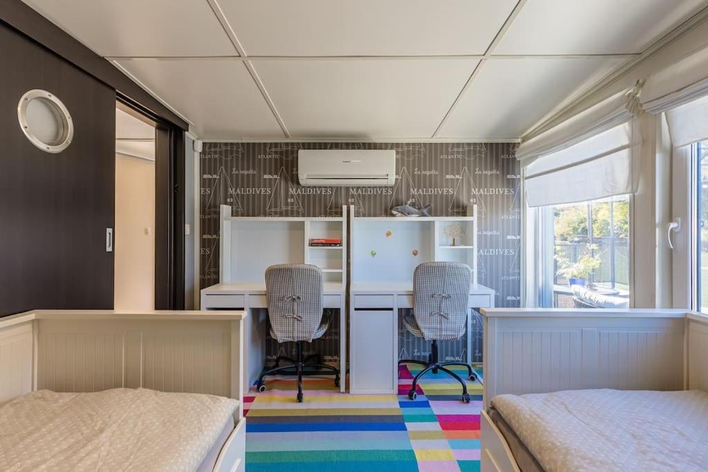 Slovakia Charming Danube Houseboat Bratislava