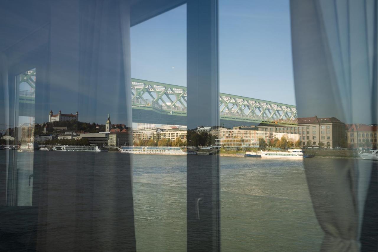 Sundeck - Party Boat Hotel Bratislava