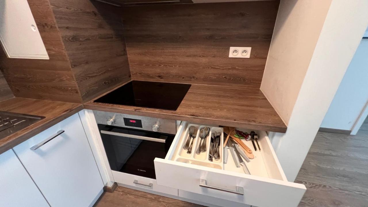 2 Apartment, Old City, New Building - Stein Apartment *
