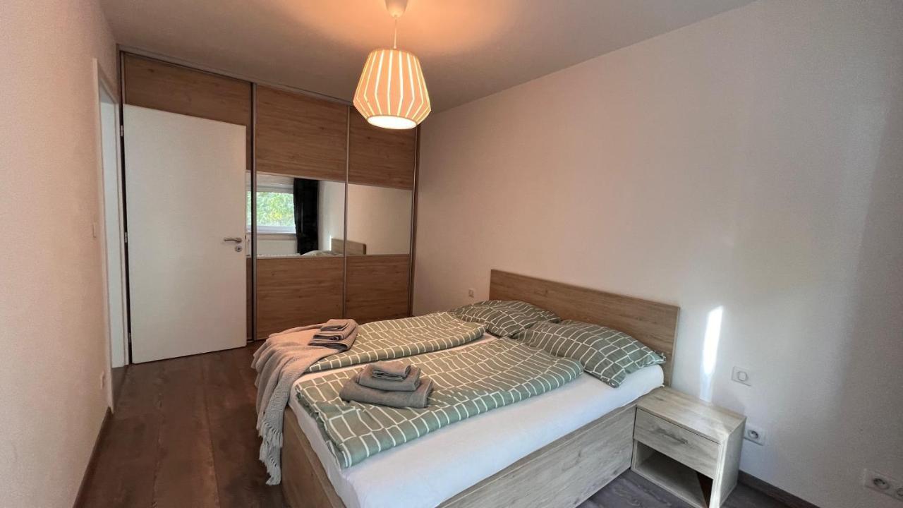 2 Apartment, Old City, New Building - Stein Apartment Bratislava