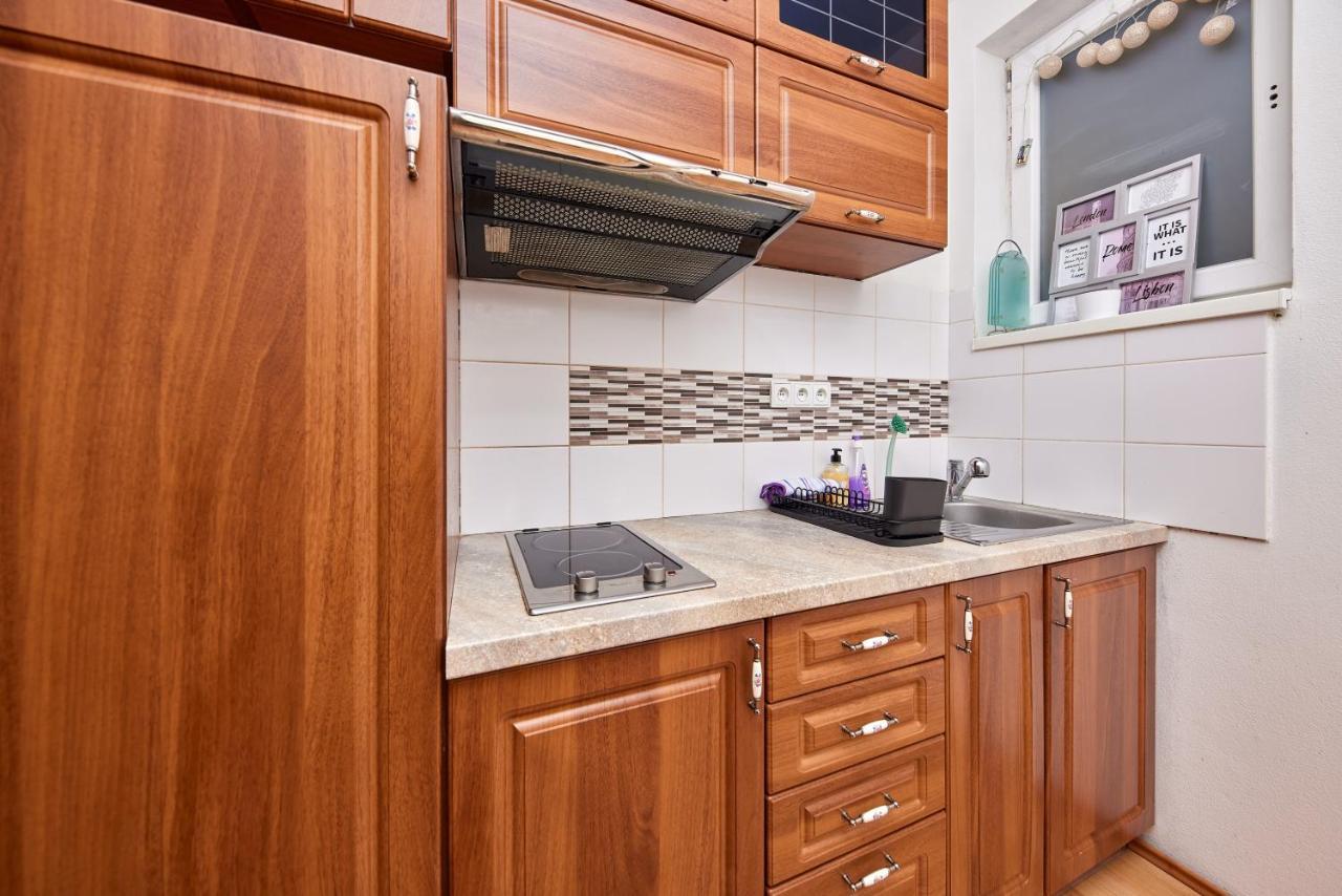 Sweet Apartment