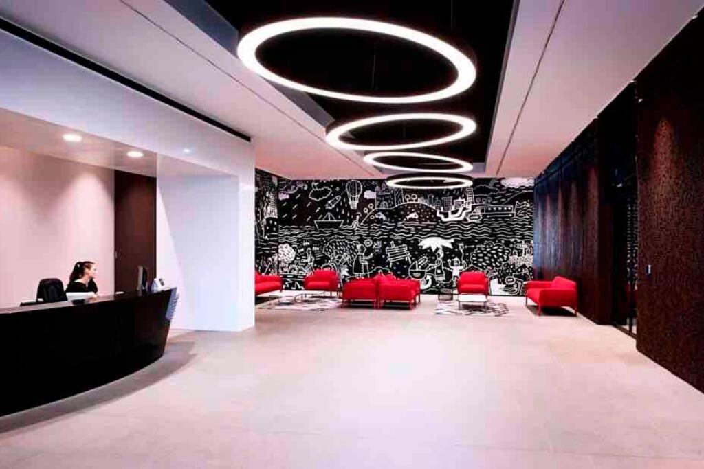 Panorama - Luxury In The Center Of Bratislava, Free Parking, Location *