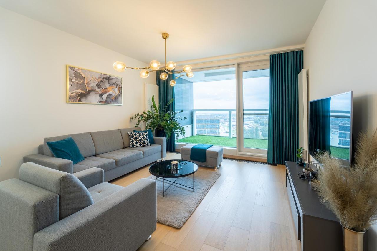 Panorama - Luxury In The Center Of Bratislava, Free Parking, Location