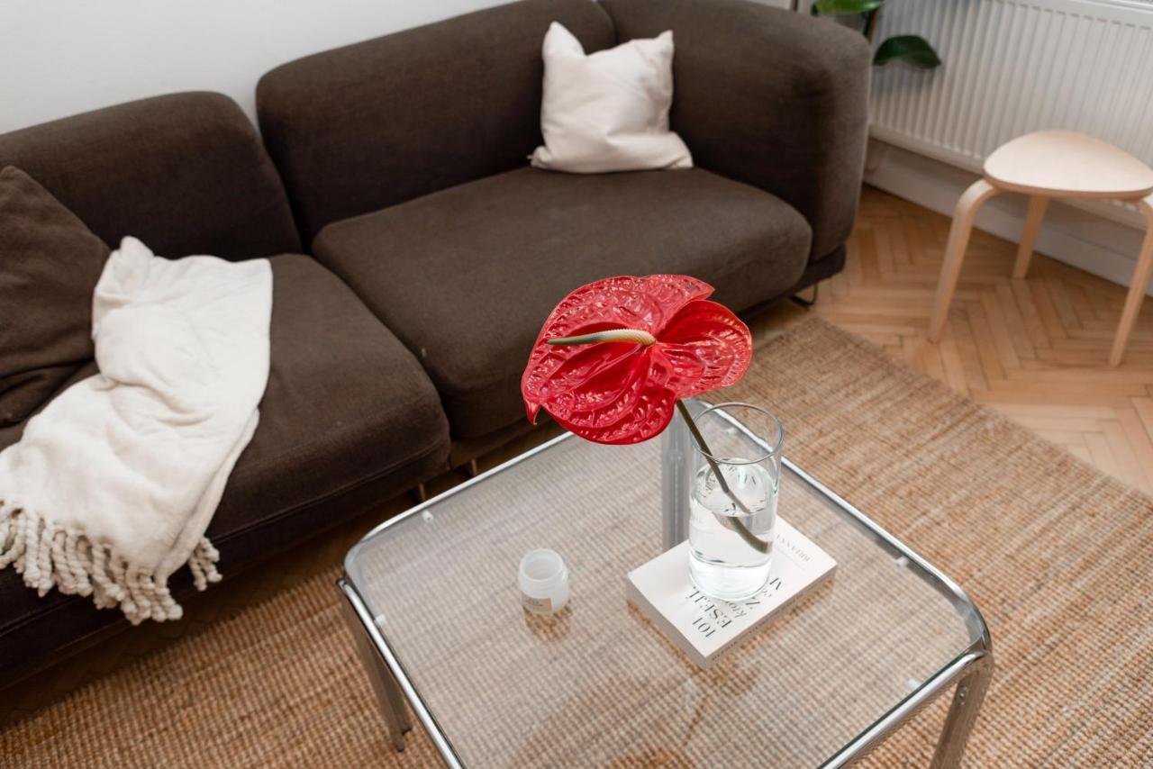 Old Town Oasis - Chic Comfort & Elegance Apartment Pressburg