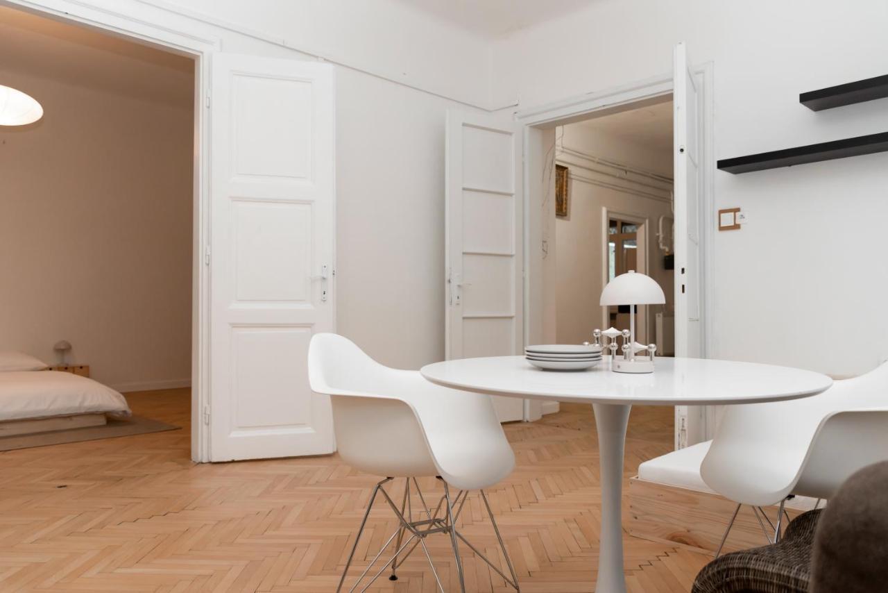 Apartment Old Town Oasis - Chic Comfort & Elegance *