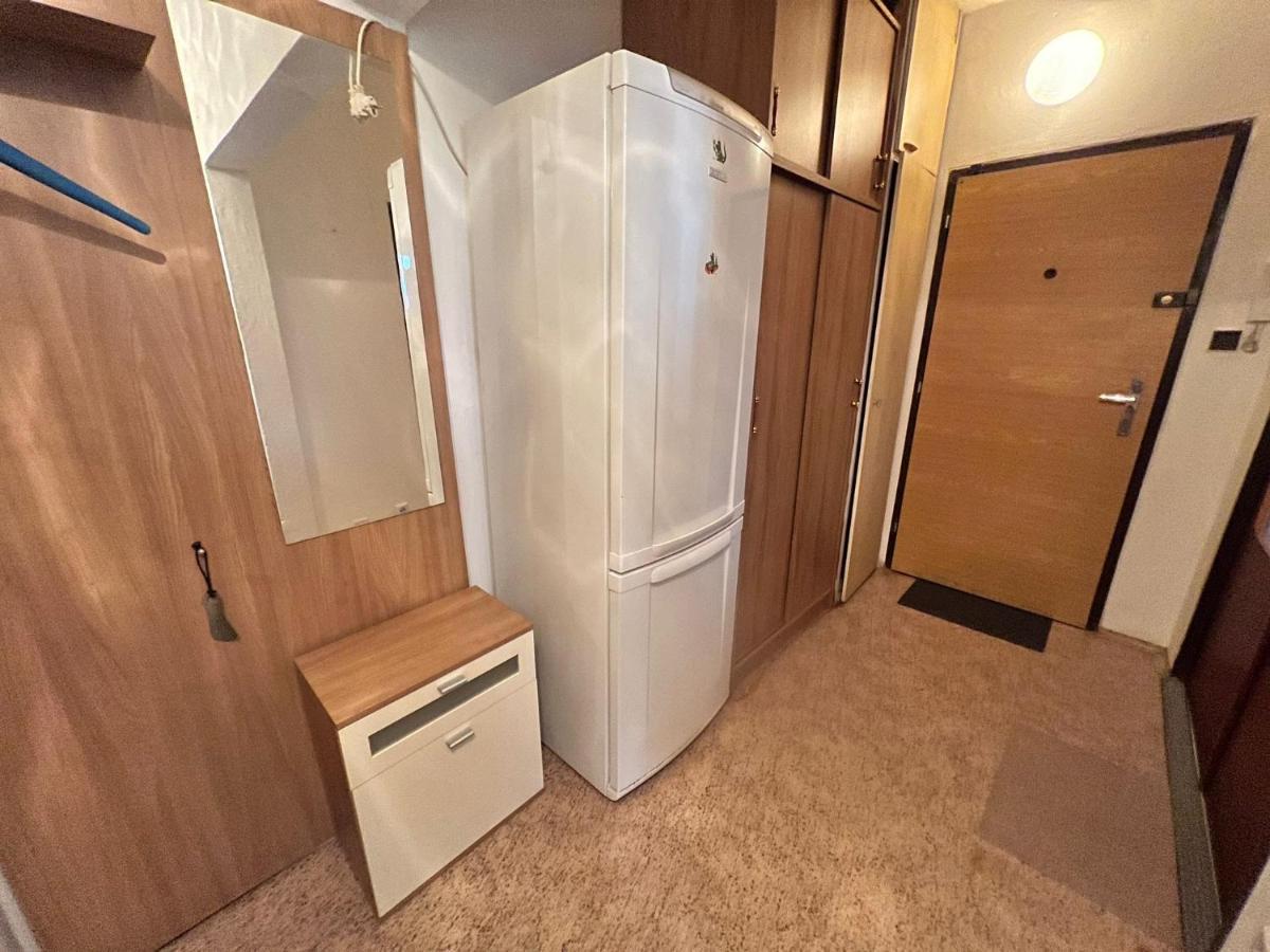 Apartman Solid, *