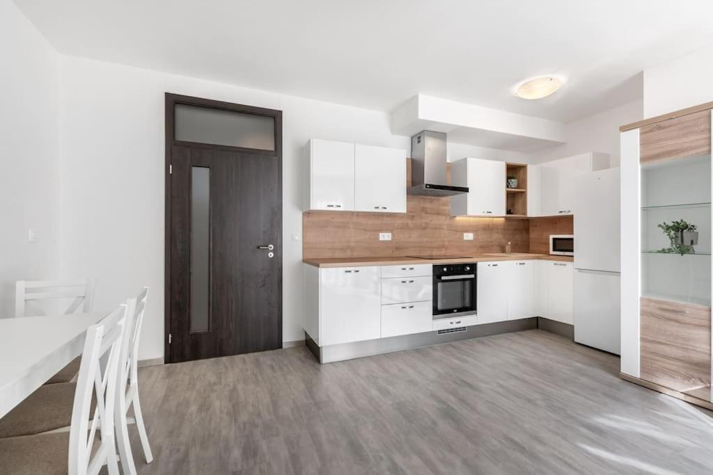 Căn hộ Utulny Apartman V Centre Diania