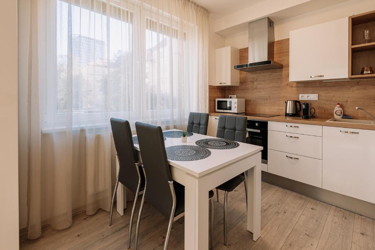 Skau 2 Old Town Family & Business 2 Floor Free Parking Apartment *