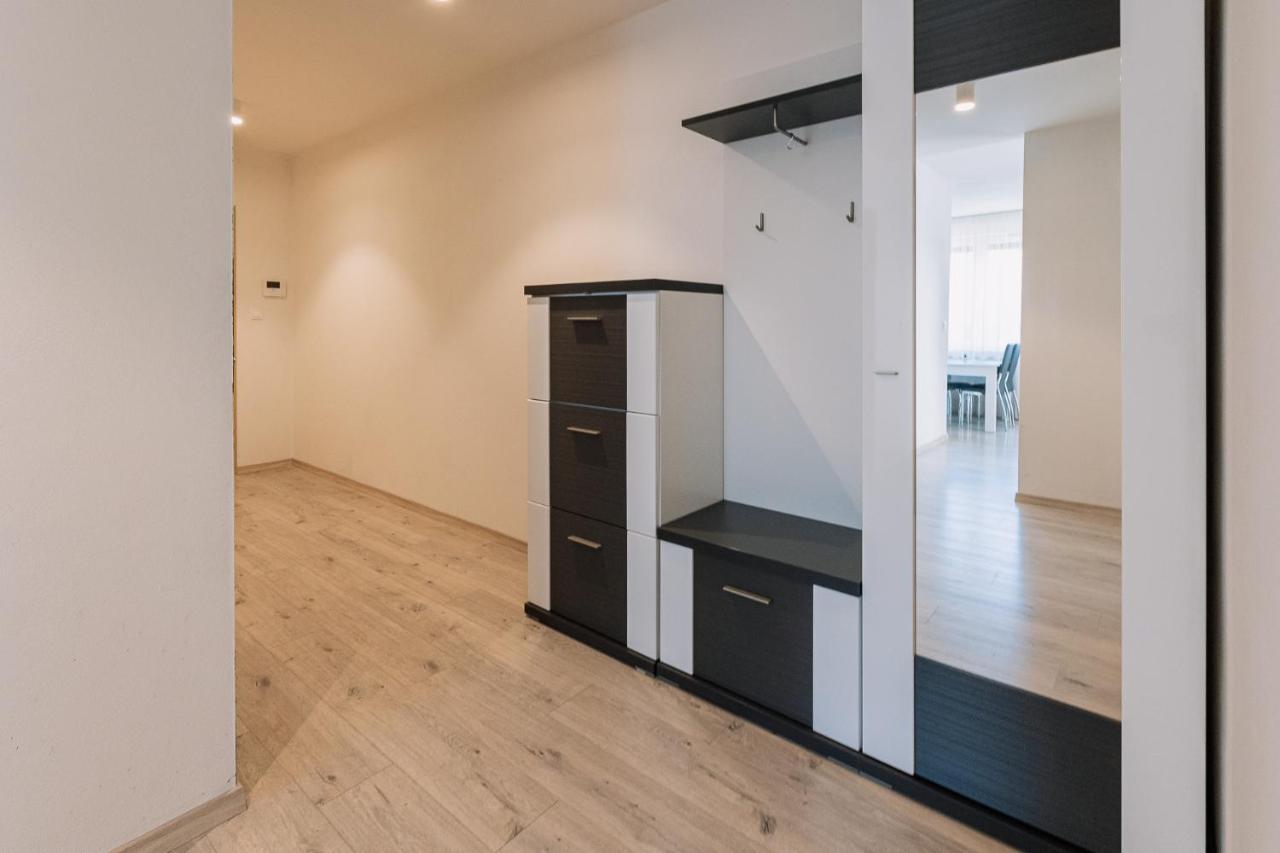 Apartamento Skau 2 Old Town Family & Business 2 Floor Free Parking Bratislava