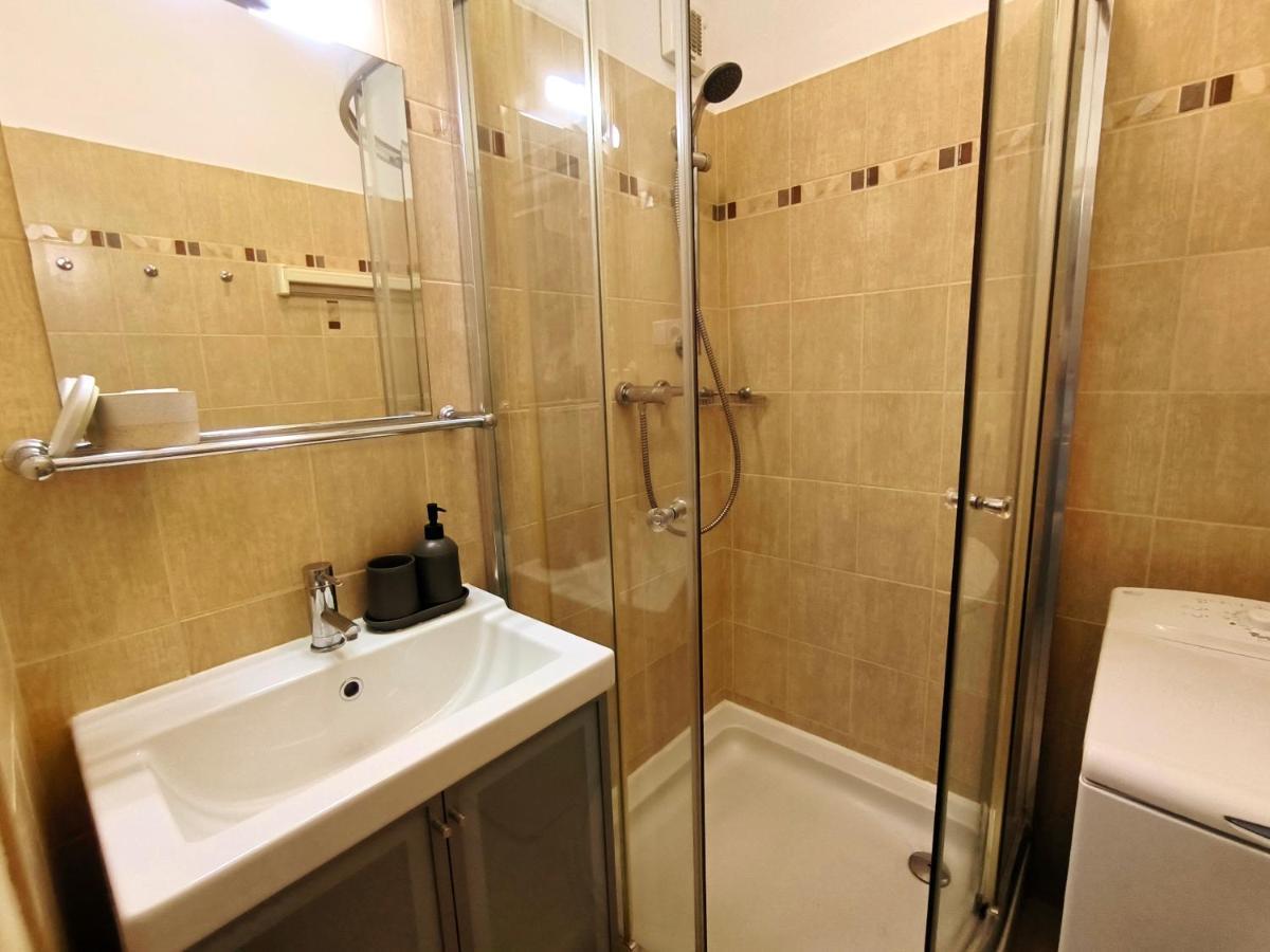 Cozyhome Medena Central, Quiet Premium Spot In Old Town