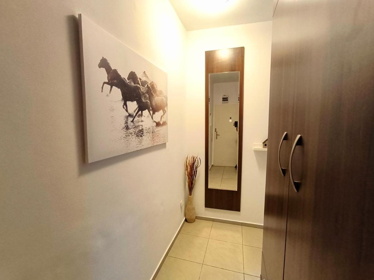 Apartment Cozyhome Medena Central, Quiet Premium Spot In Old Town *