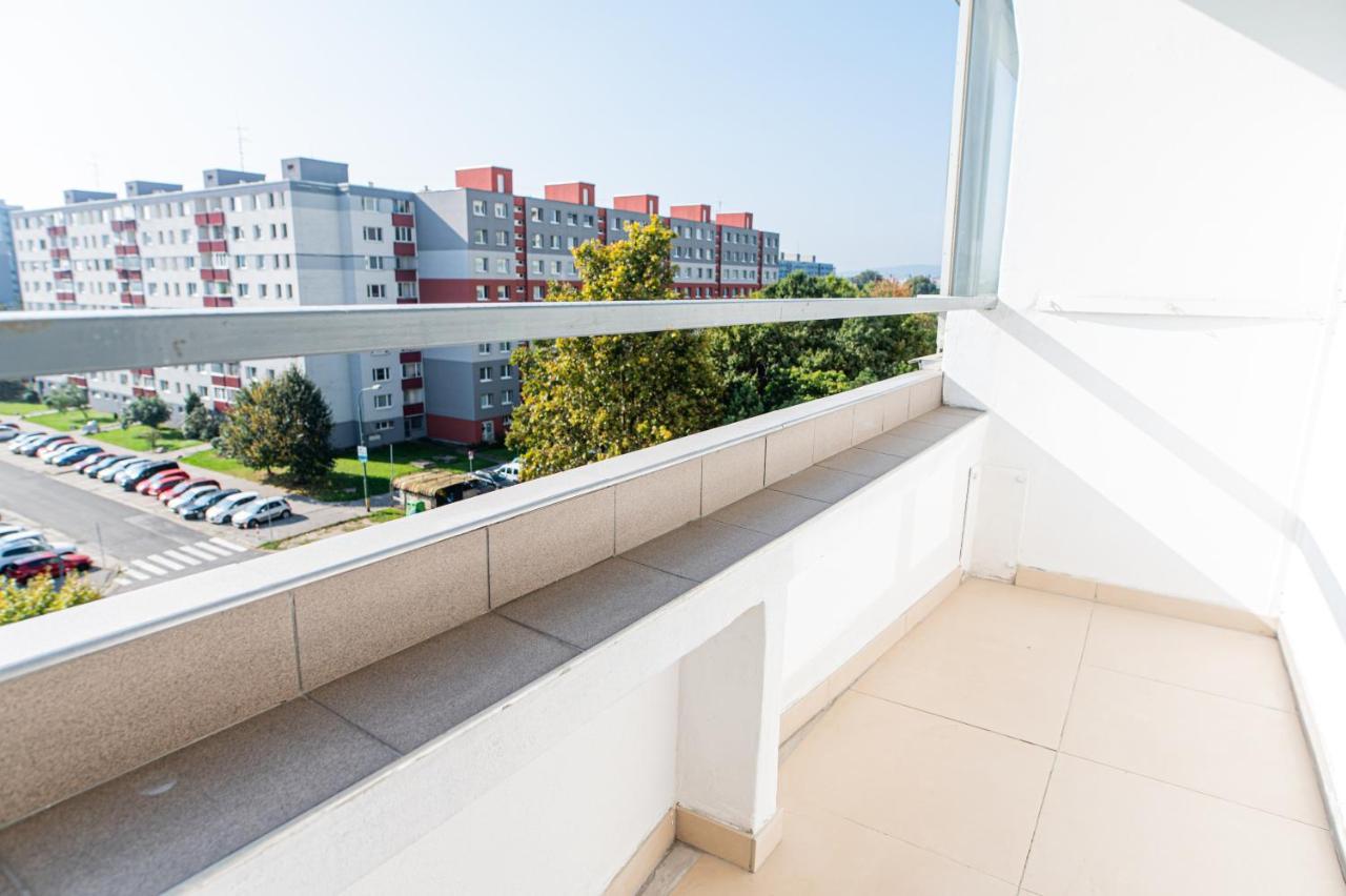 Apartamento Private 1 Km From Center With Kitchen Bratislava