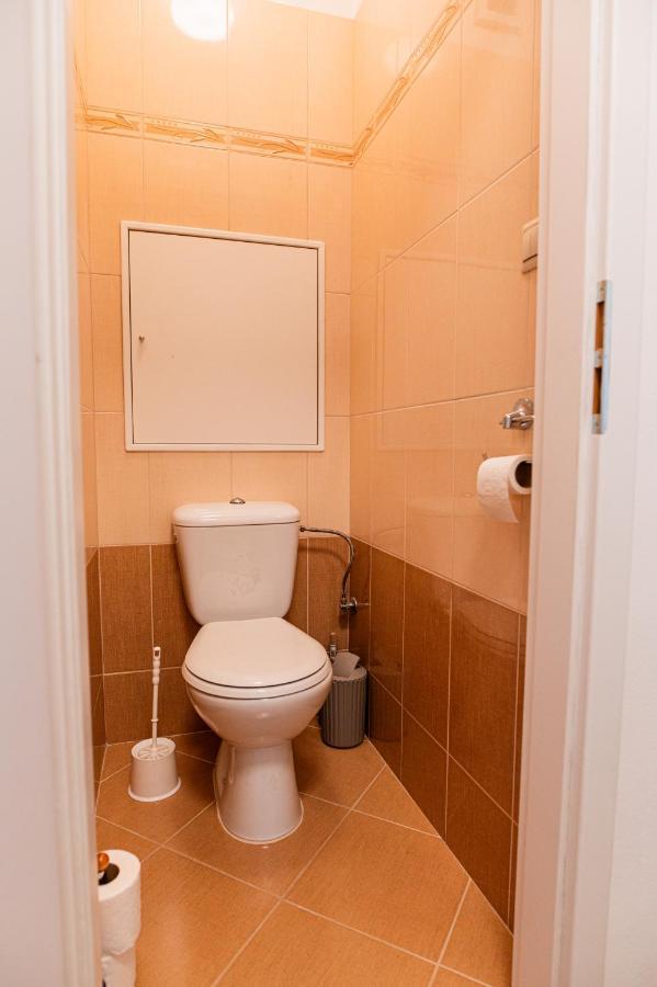 Private 1 Km From Center With Kitchen Apartamento *