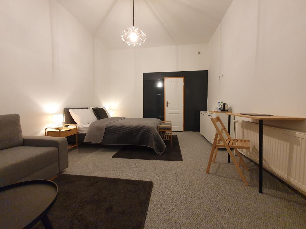 Guest house We *