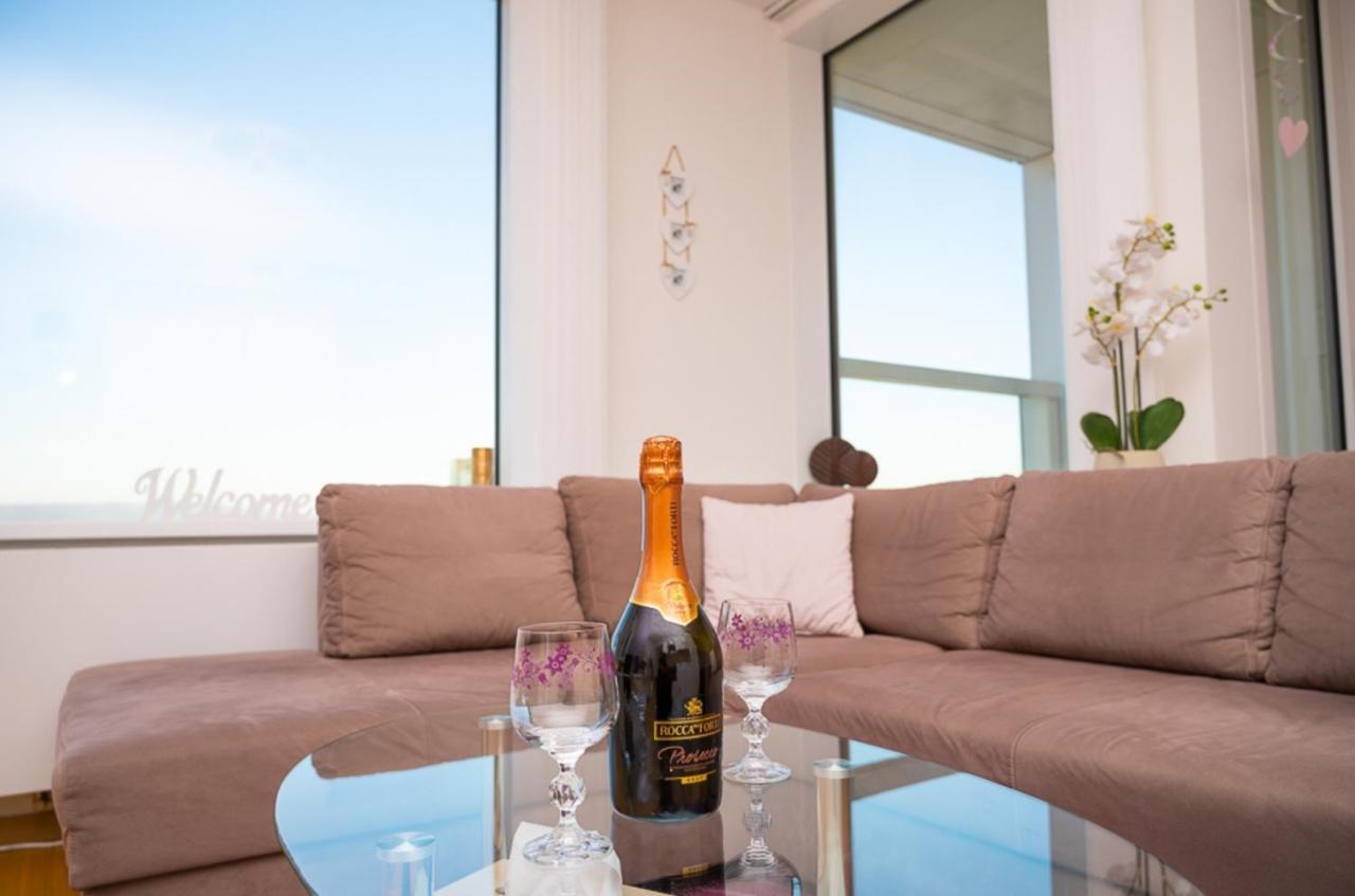 Panoramaview/26thfloor!/luxury Apartamento Bratislava