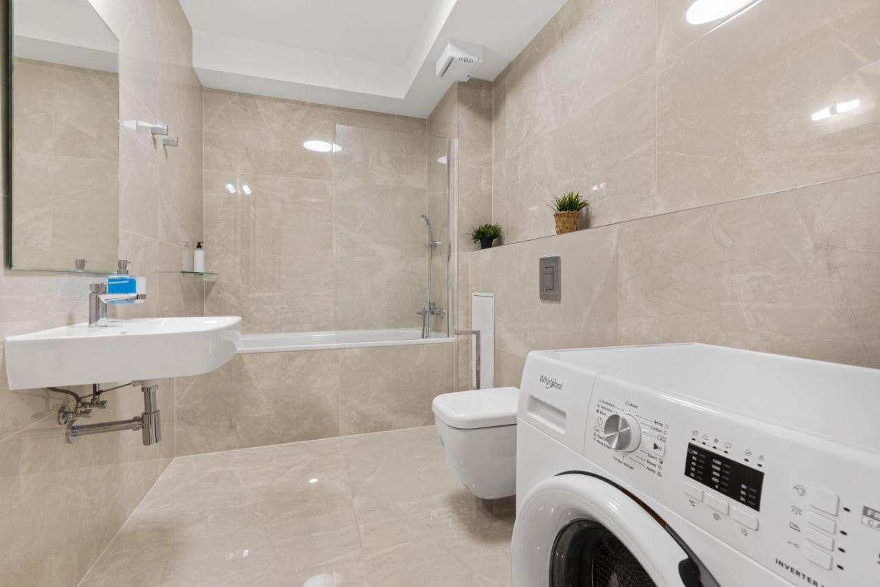 Apartment Lam Jegeho Alej - Jacuzzi - Free Parking Pressburg