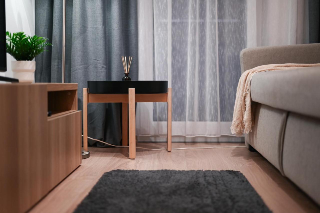 Center - Modern & Elegant Apartment