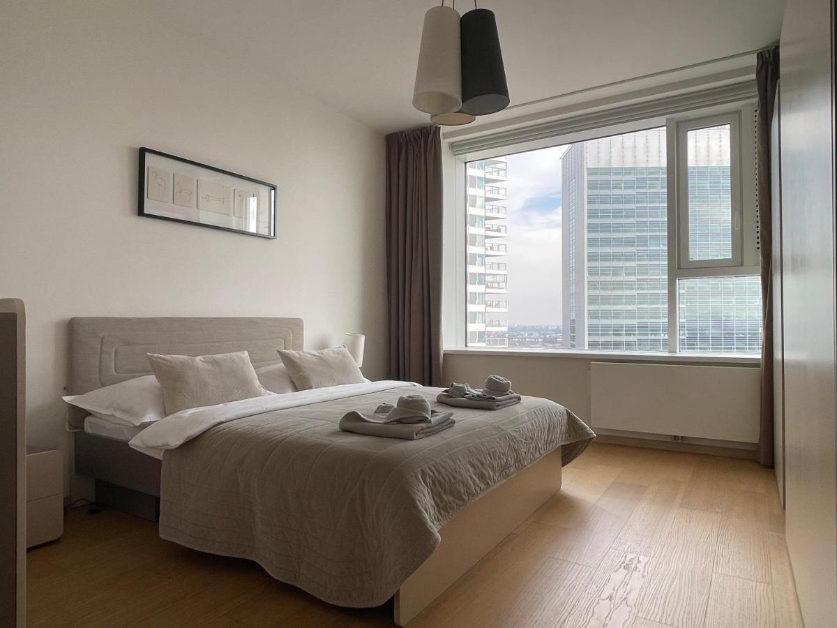 Sag Panorama 3 19th Floor Great View Free Parking *