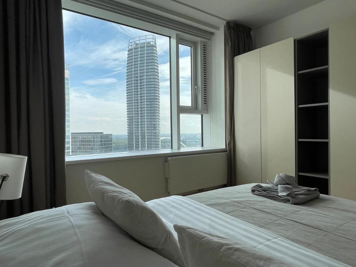 Sag Panorama Apartment 3 Rooms 19Th Floor Great View Free Parking