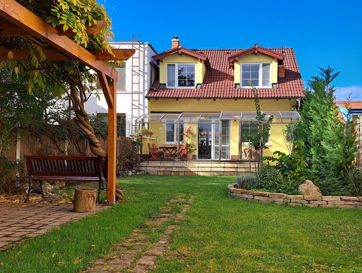 Family House With Garden And Sauna Holiday home *