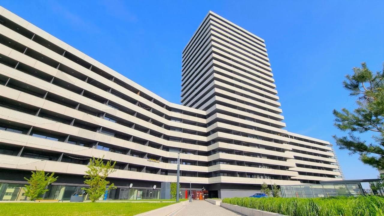 Dizajnovy Apartman - Tehelne Pole - Free Parking Apartment Bratislava