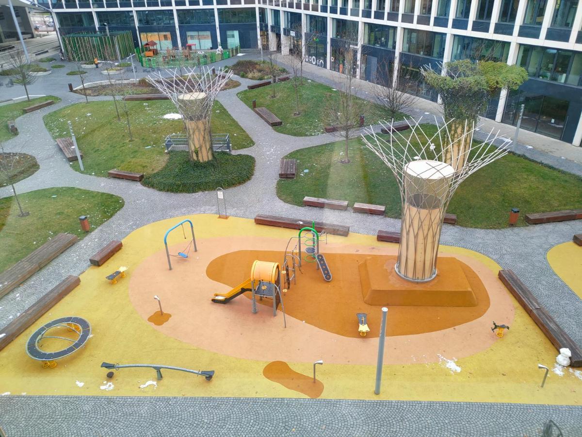 Sag 19th Floor Panorama 2 Free Parking Free Wifi Pressburg
