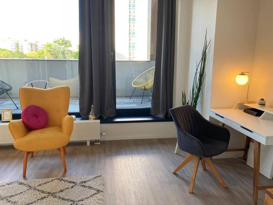 Apartment Utulny A Moderny Atelier S Terasou