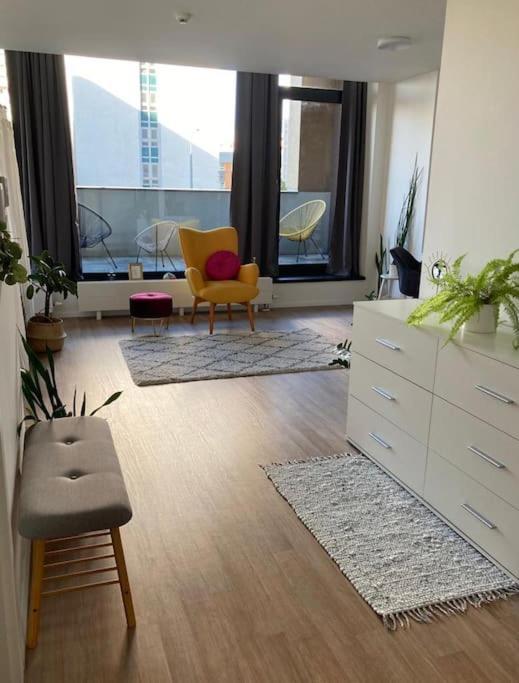 Utulny A Moderny Atelier S Terasou Apartment