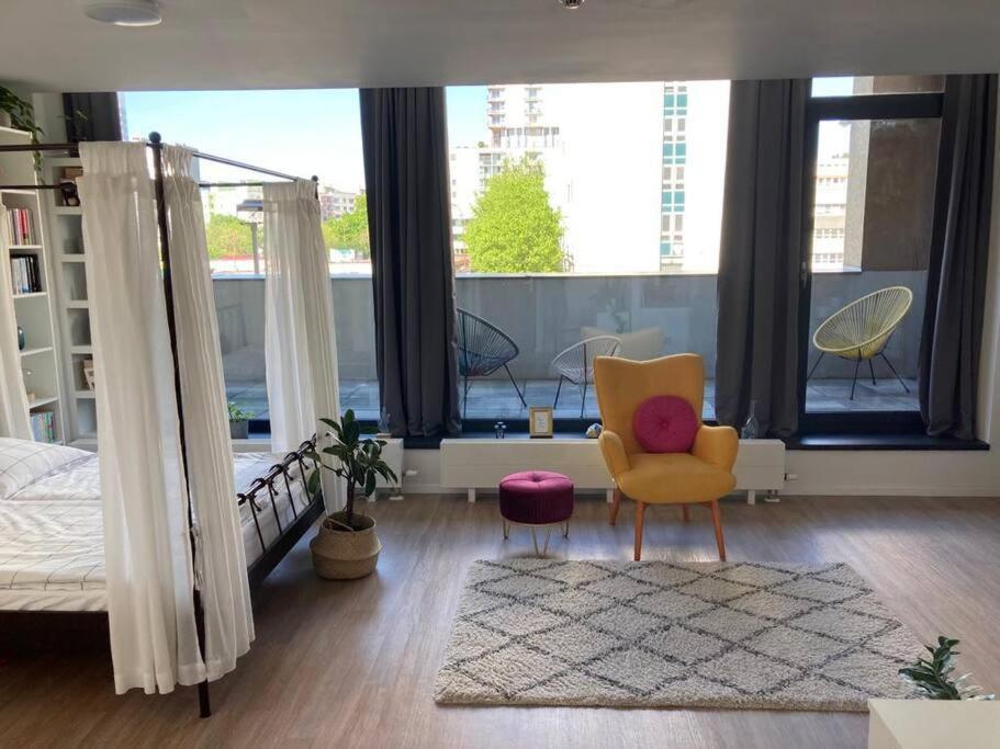 Utulny A Moderny Atelier S Terasou Apartment Bratislava