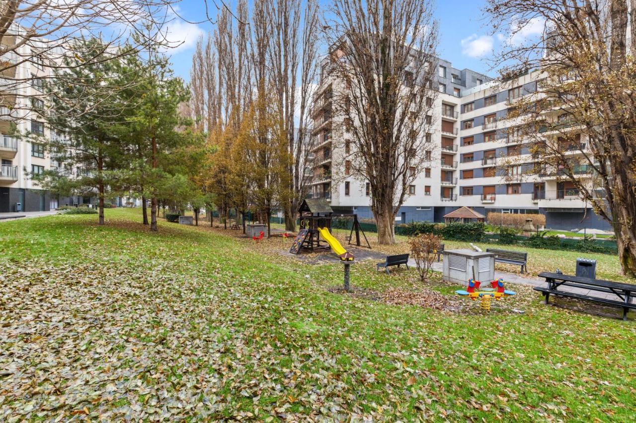 Lam Eden Park W Free Parking Apartment