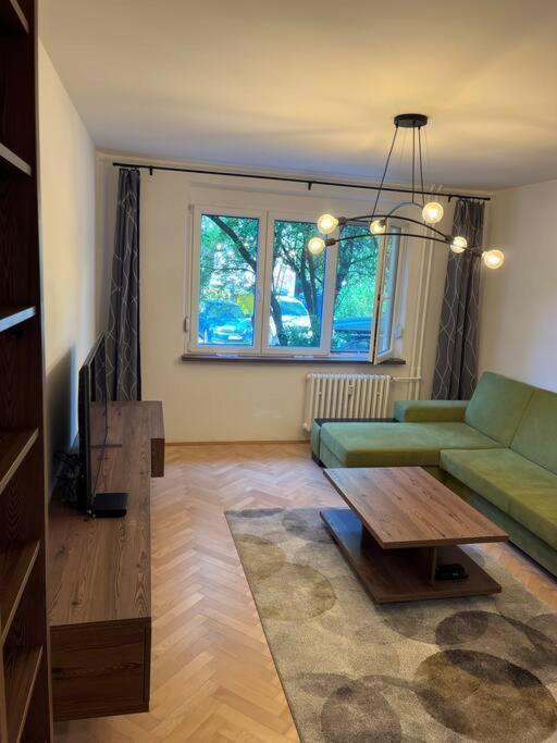 Apartment New Spacious One-room *