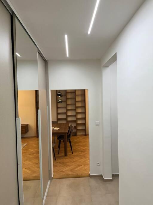 Apartment New Spacious One-room *