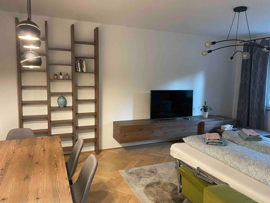 New Spacious One-room Apartment *