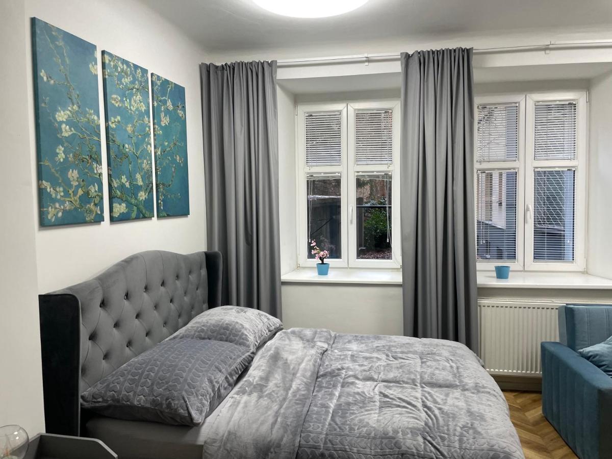 Apartment Almond Bratislava