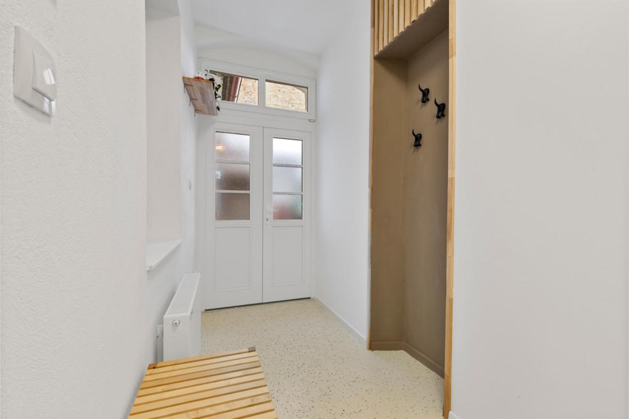 Charming In Centre /w Ac Pressburg