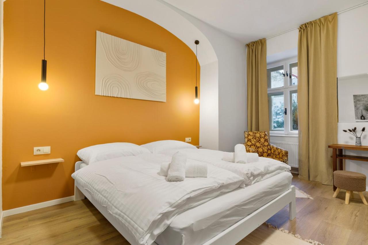 Apartment Charming In Centre /w Ac Bratislava