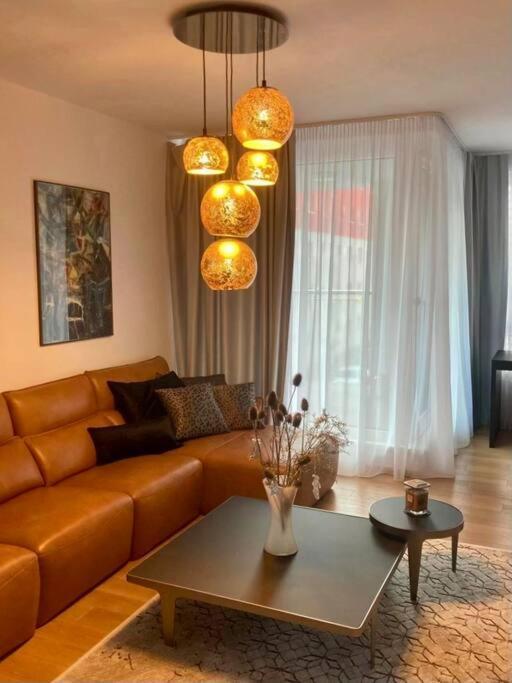 Luxusny Byt Blizko Niv Apartamento