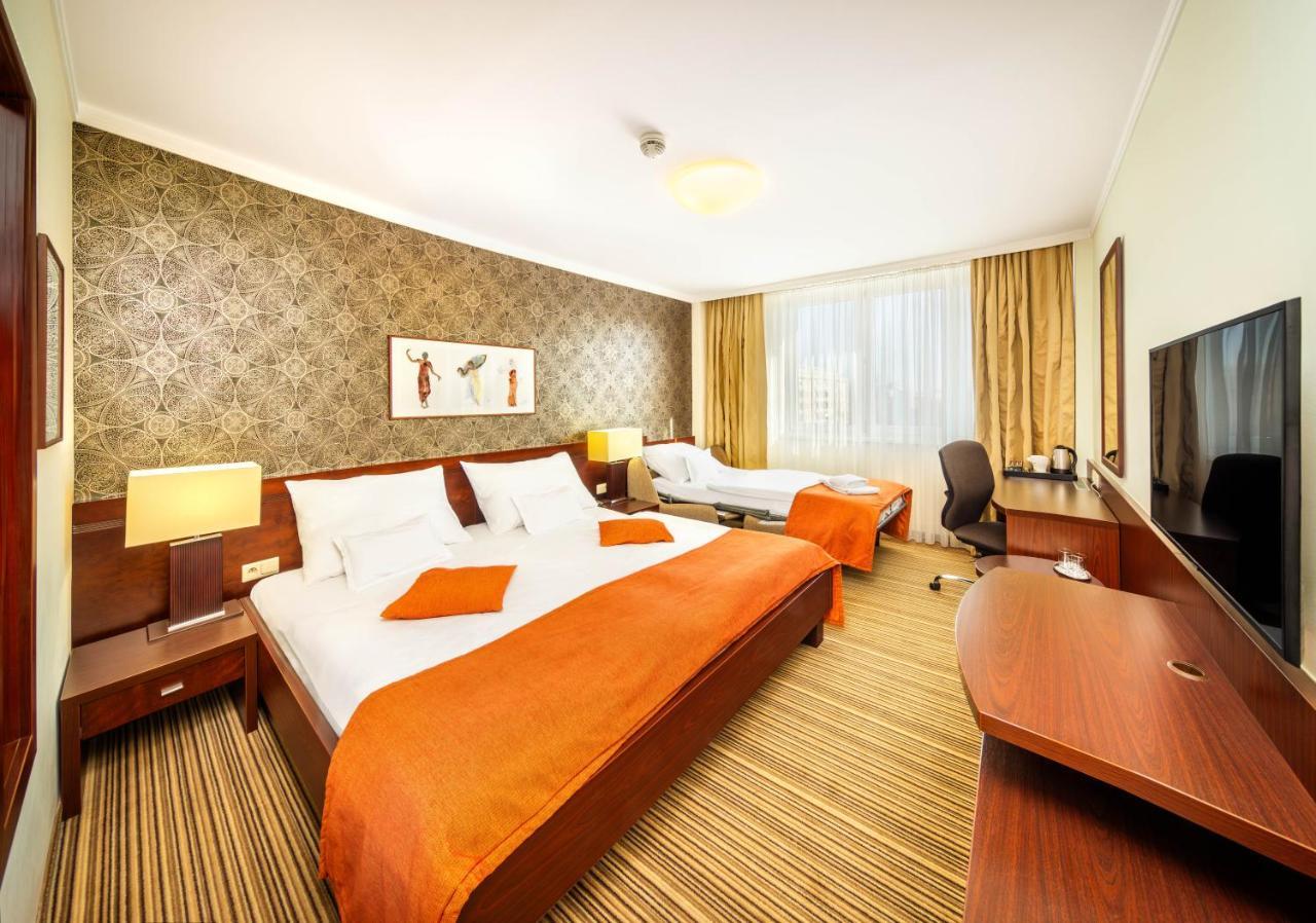 Hotel Apollo 4*